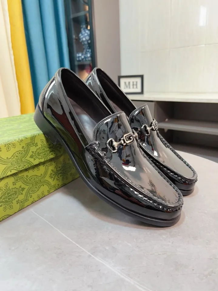Men's shoes 💰500🌹🌹Niuli [GUCCI Gucci] A new style of formal men's leather shoes is coming~ The original quality upper is made of patent leather imported from Italy, the leather is soft and delicate, comfortable and soft first-layer cowhide lining, rubber wear-resistant outsole, the shoe shape is dignified and domineering, and the luxury charm cannot be concealed! The natural and free nouveau riche leads the trend. Code number: 38-44